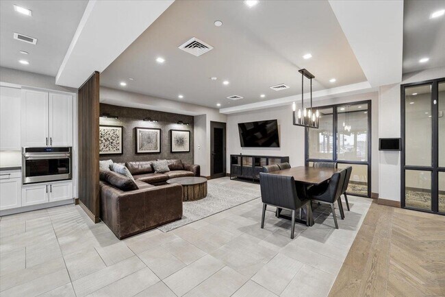 Building Photo - 18 Artisan Dr