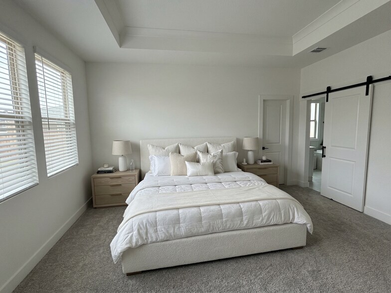 Building Photo - 733 Faith Bud Ln