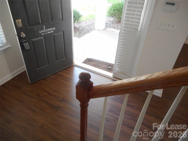 Building Photo - 2331 Crosscut Dr