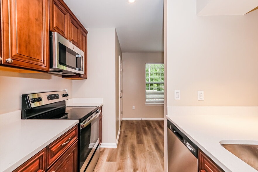 Building Photo - 703 Selma Burke Ln