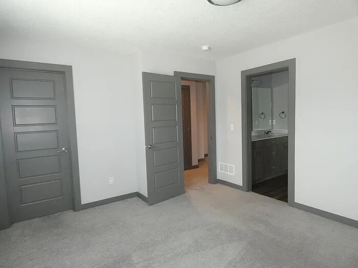 Building Photo - 7615 N Mercier Ct