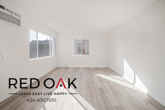 Primary Photo - 9260 Palm St