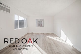 Building Photo - 9260 Palm St