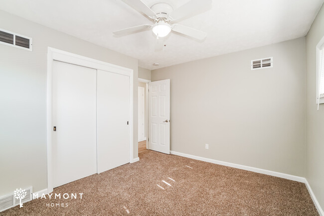 Building Photo - Updated 3 Bedroom Home