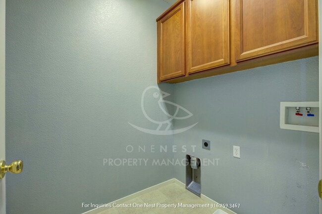 Building Photo - 862 Courtyards Loop