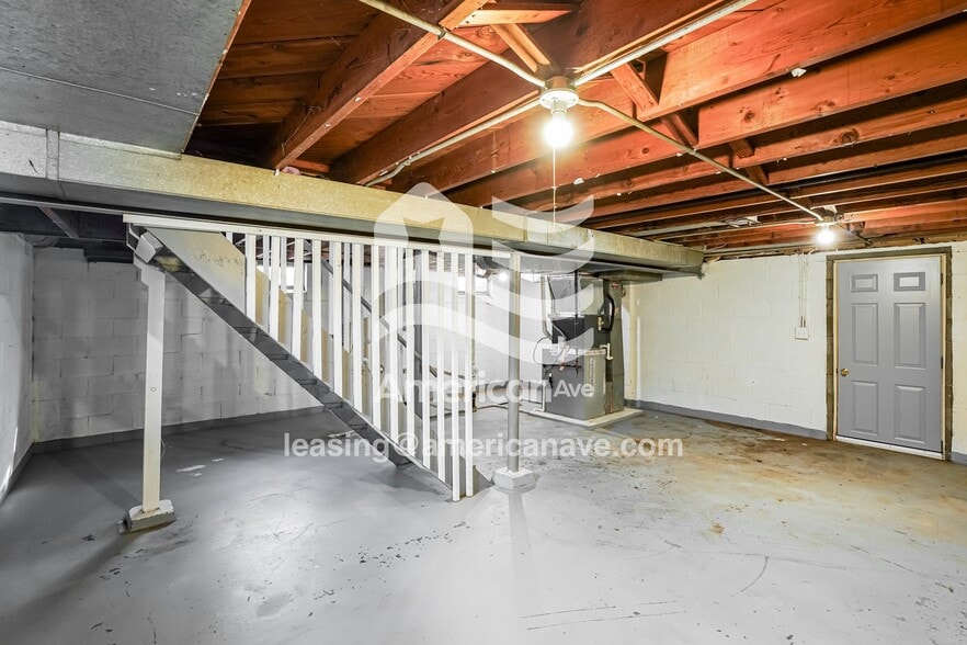 Building Photo - 5707 N 35th St