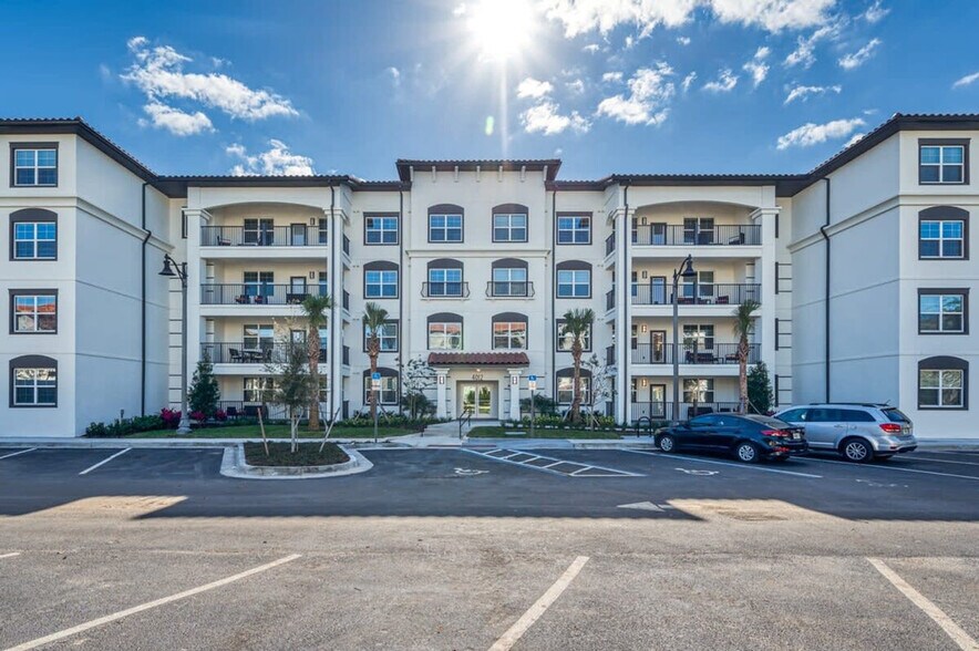 Building Photo - 4012 Breakview Dr
