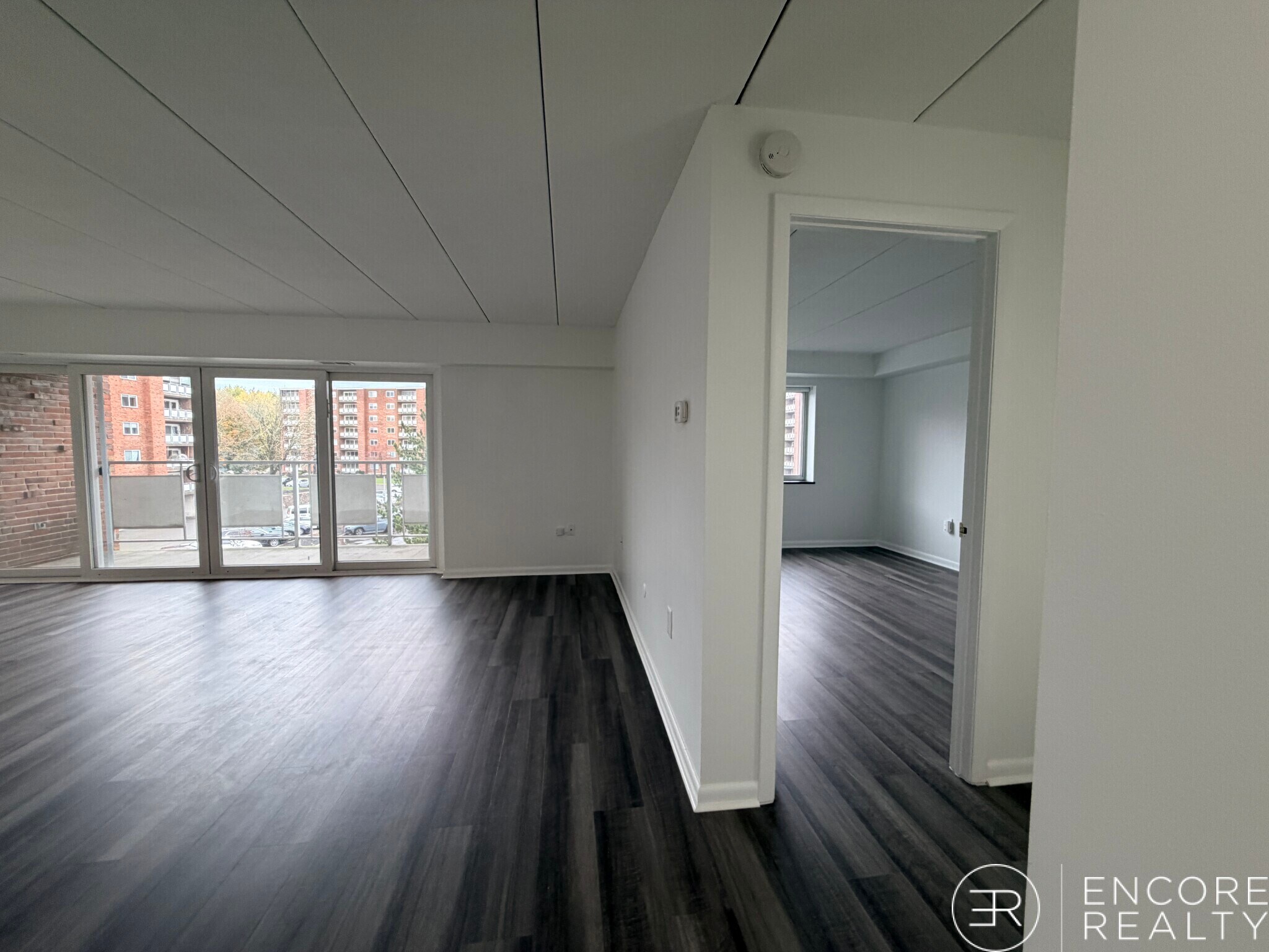 Building Photo - 51 Hill Rd