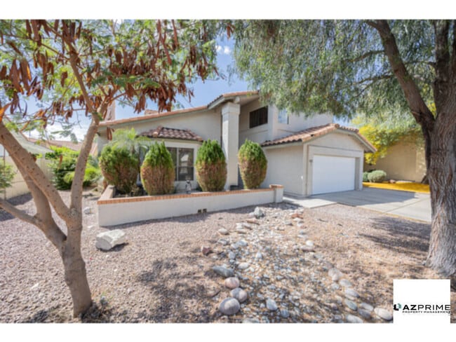 Building Photo - Stylish 5/3 Avondale House - Comfort &amp; Convenience!