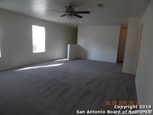 Building Photo - Over 3000 Sq ft 4 bedrooms 2.5 bath- Near ...