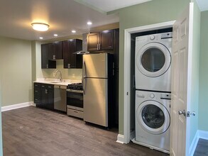 Building Photo - 2932 N Calvert St