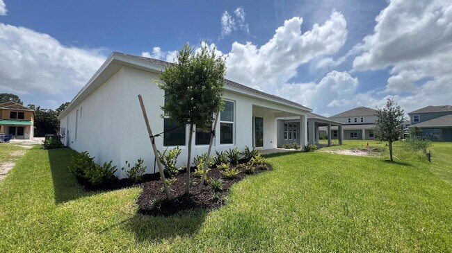 Building Photo - 584 Ranch Oak Cir