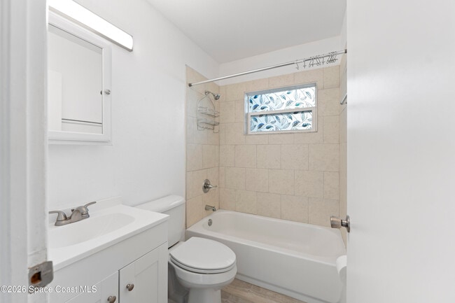 Building Photo - 1807 Elizabeth St