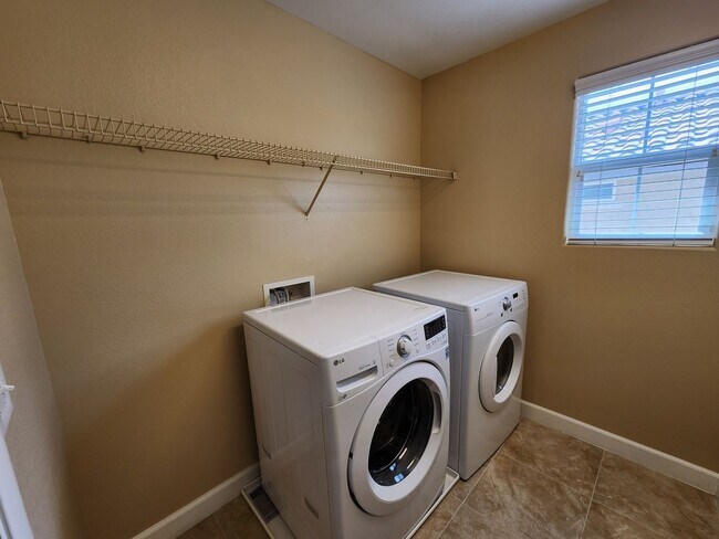 Building Photo - Desirable 3 Bedroom Home at Inspirada Community