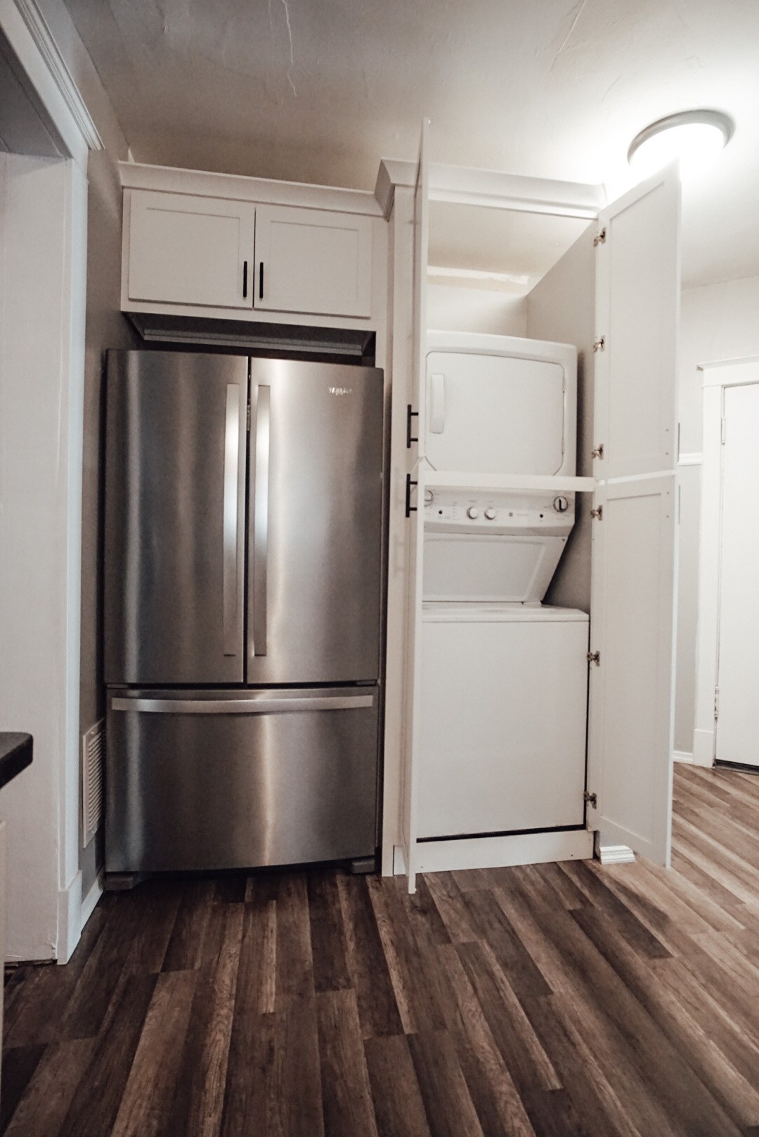 Building Photo - 4974 Chippewa St