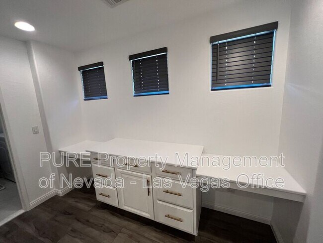 Building Photo - 7638 Peaceful Trellis Dr