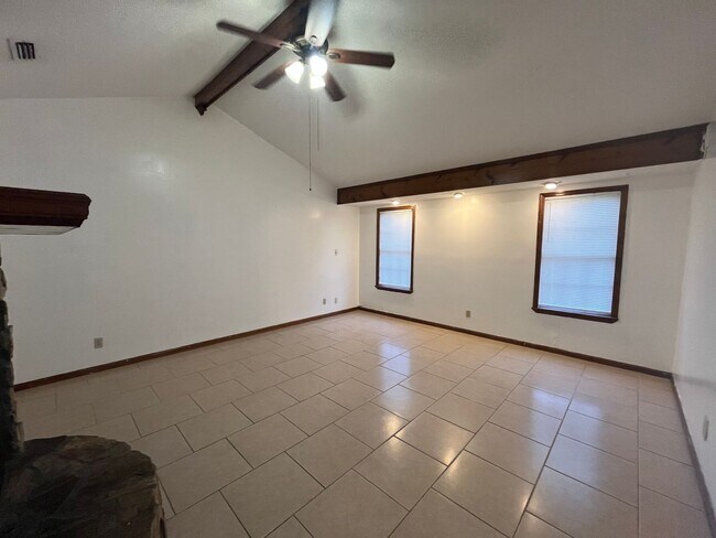 Building Photo - 3438 Ashurst Dr