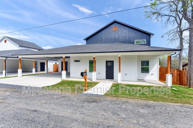 Primary Photo - 432 Bentwood Dr
