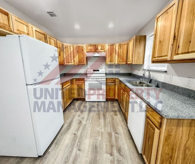 Building Photo - Brand New 3-Bed, 2-Bath Home in Prime Cent...