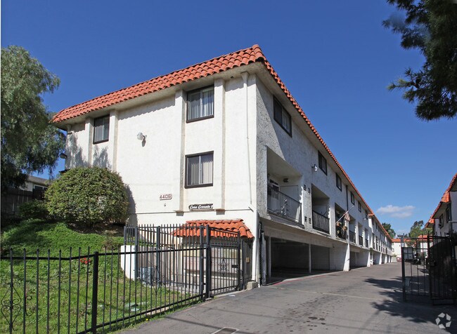 Primary Photo - Casa Consada