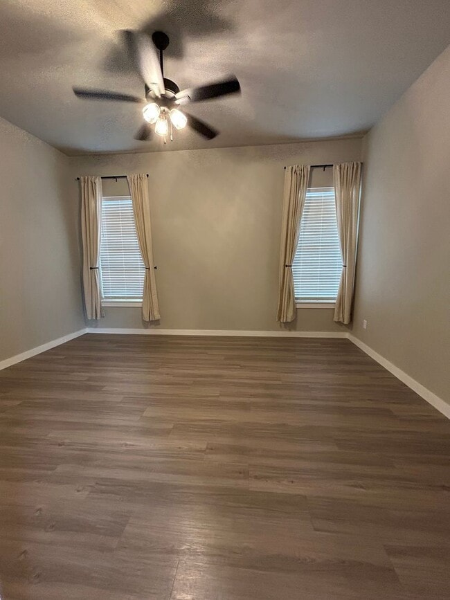 Building Photo - Beautiful Home in North Park