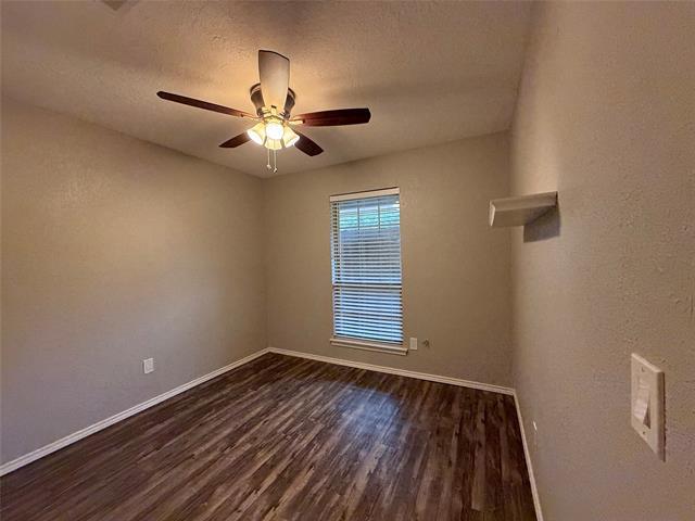 Building Photo - 1920 N Floyd Rd