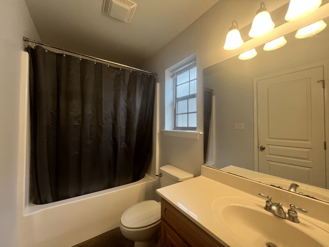 Building Photo - 50186 Oak Haven Ln