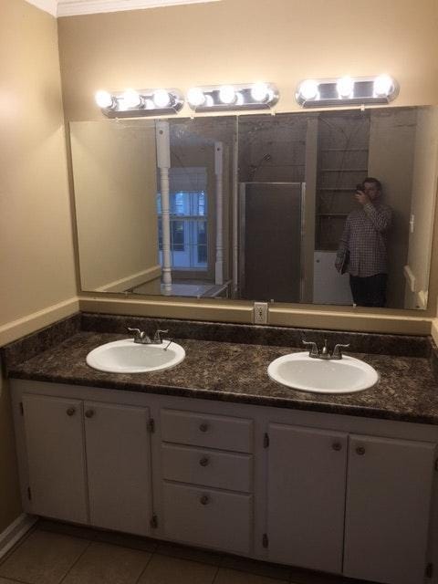 Building Photo - 7454 Oak Dr W