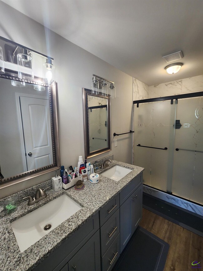 Building Photo - 415 Haddenham Ct