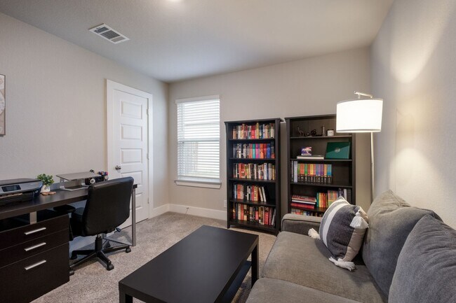 Building Photo - Jewel Curve Gem