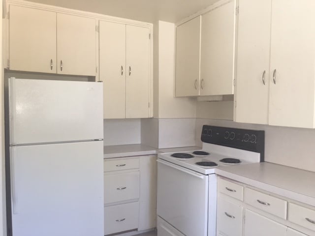 Building Photo - Vintage 2-Story 4BD/2BA Campus-Area Home!