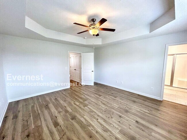 Building Photo - 347 Raines Ct
