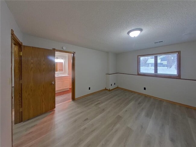 Building Photo - 1503 Palomino Trail