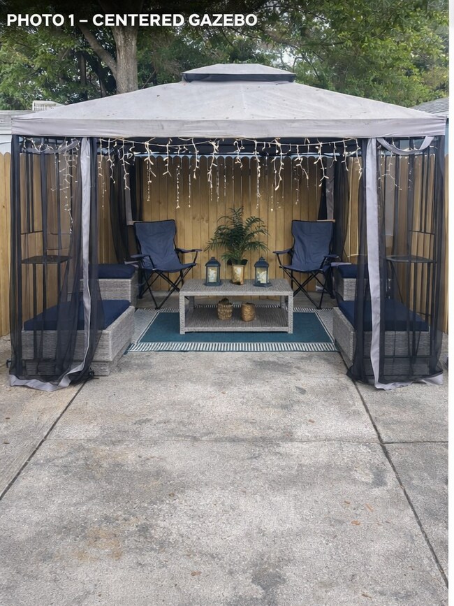 Building Photo - 1204 E Lambright St