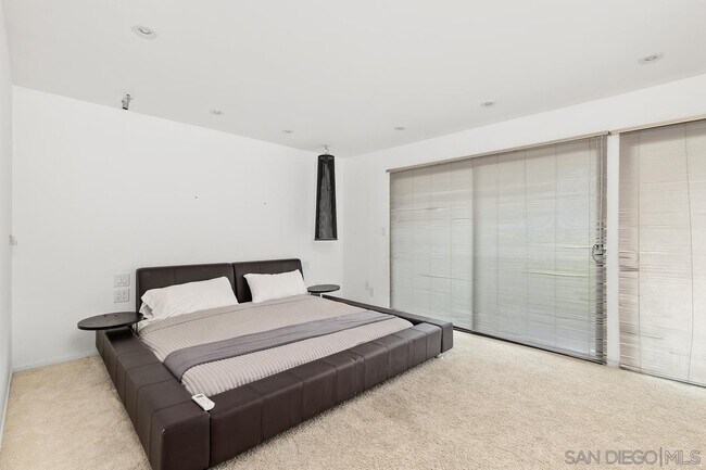 Building Photo - 6423 Caminito Aronimink