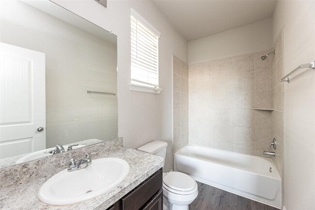 Building Photo - 3007 Orchid Ranch Dr