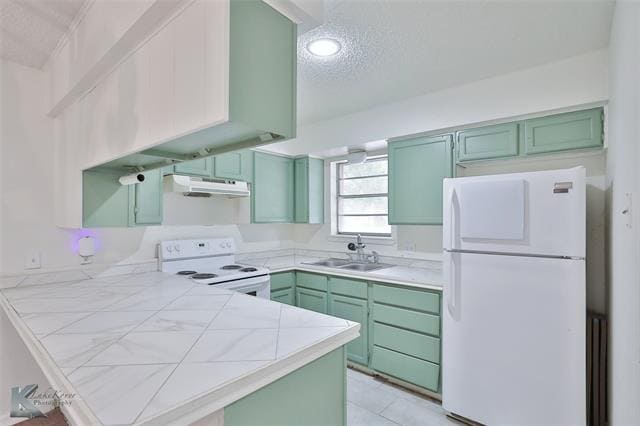 Building Photo - 2318 Westwood Dr