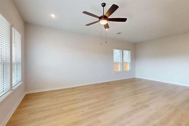 Building Photo - 13211 Keefer Dr