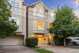 Building Photo - 5706 Blossom St