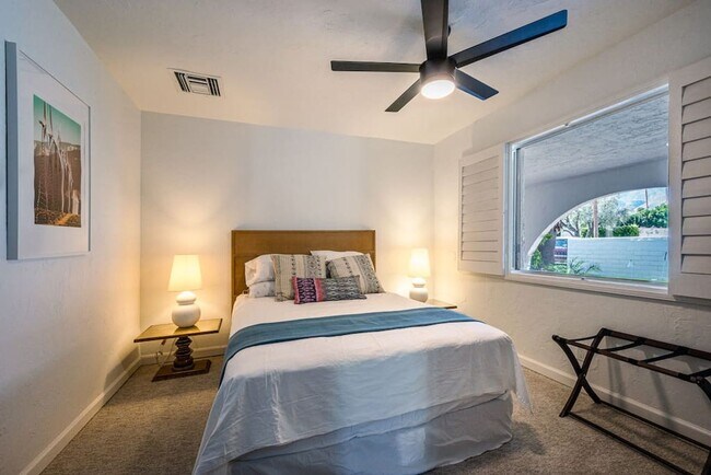 Building Photo - Luxury Mid-Century Retreat in the Heart of the Historic Movie Colony (Monthly Only - No Long Term)