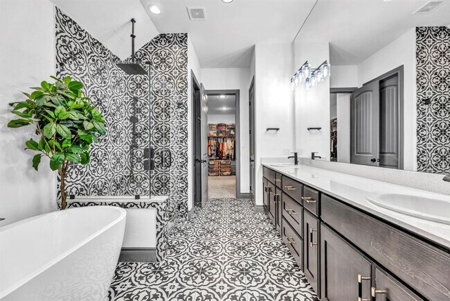Building Photo - 2252 Nates Pl