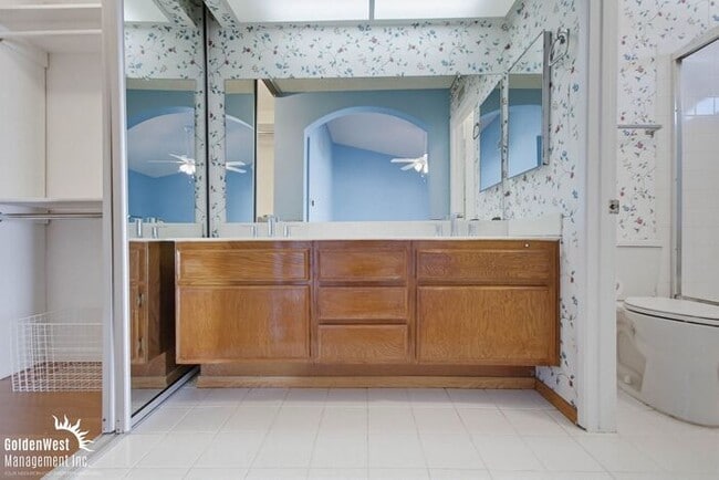 Building Photo - Beautiful 3Bdm 2Ba Home with Scenic Views in Rancho Peñasquitos!