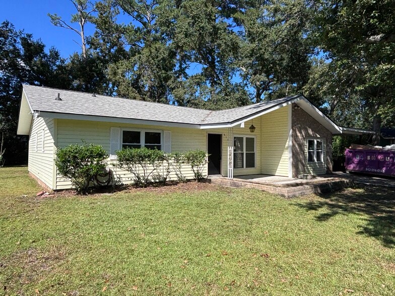 Primary Photo - 619 Piedmont Ln
