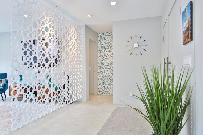 Building Photo - 47956 Silver Spur Trail