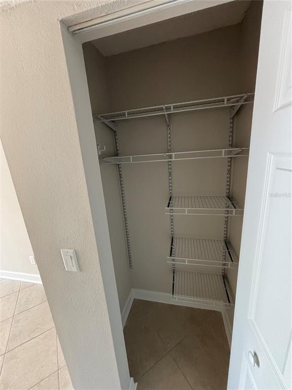 Building Photo - 7401 Bay Island Dr S