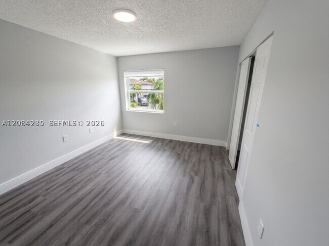 Building Photo - 13259 SW 9th Ln