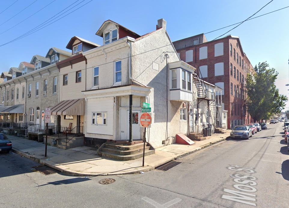 Building Photo - 920 Marion St