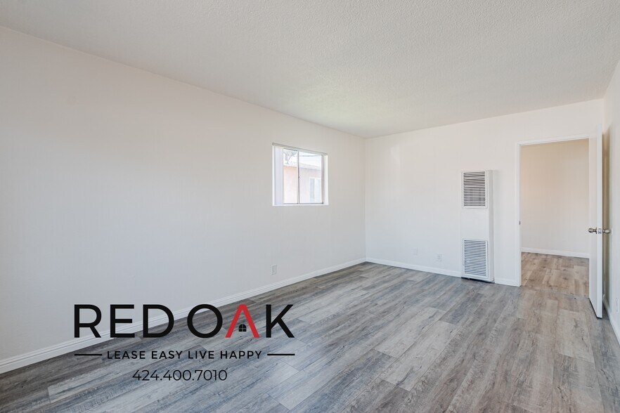 Building Photo - 11537 Meeker Ave