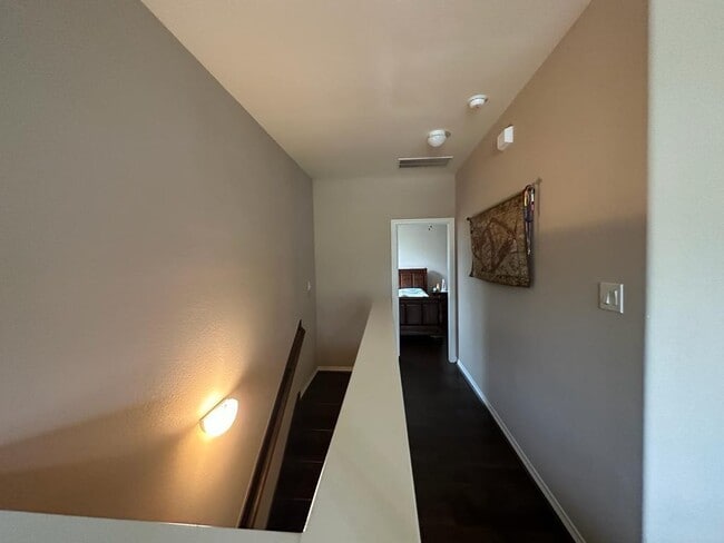 Building Photo - 46 Fort Arbor Ln