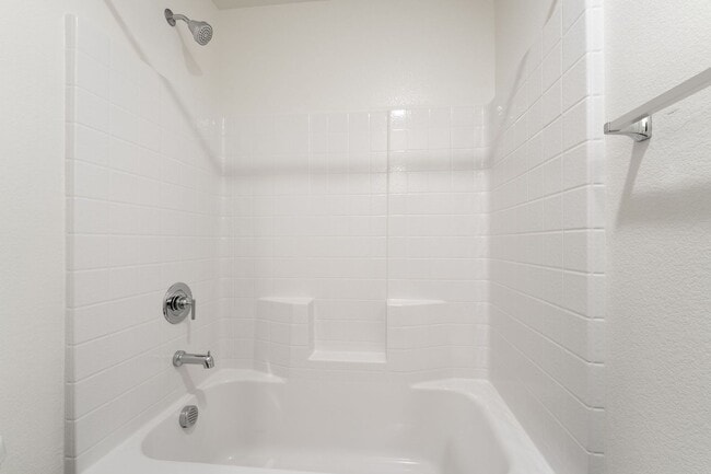 Building Photo - Brand-new 4-bedroom home located in the de...